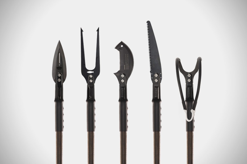 When the going gets tough, switch the Zubin Axe's head to hunt, cut, or chop.